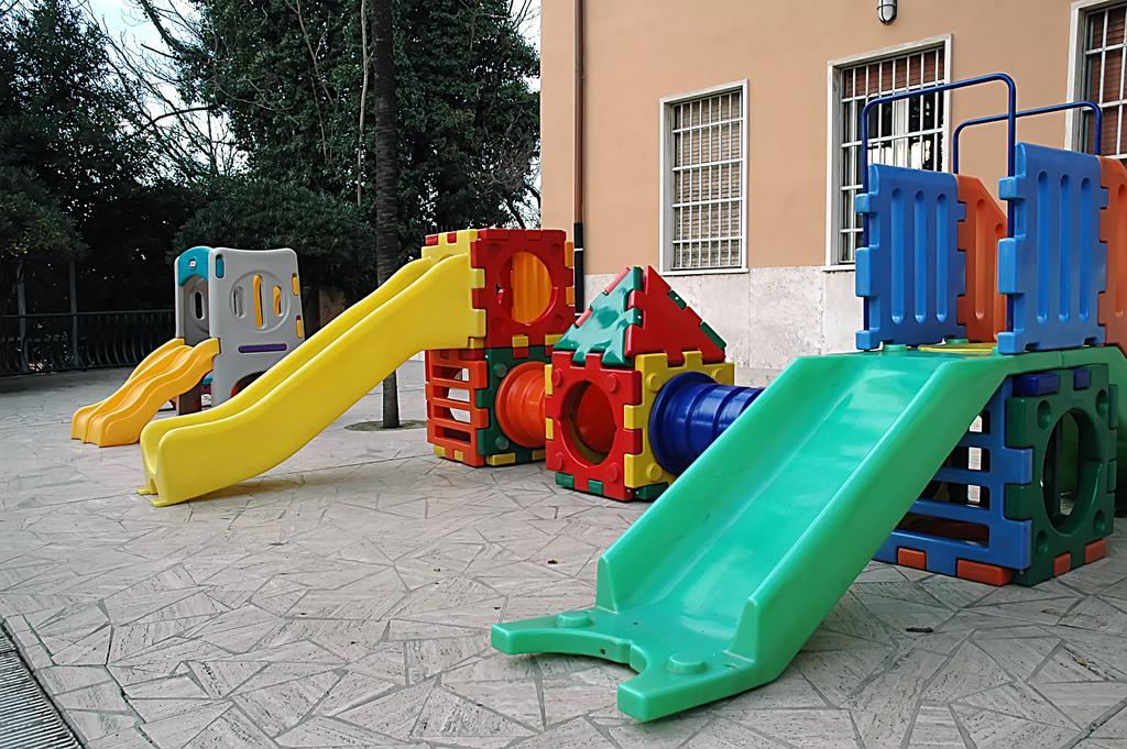 Casa Religiosa Per Ferie Ancelle Del Santuario Hotel Rome Bagian luar foto